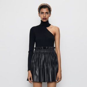 NWT ZARA Faux Leather Pleated Skirt